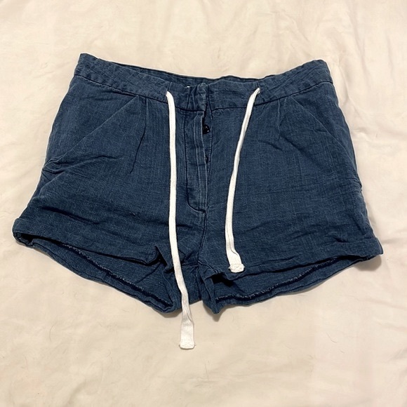 Aritzia Wilfred Allegra Shorts - Picture 2 of 4
